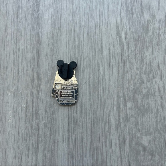 Wreck it Ralph pin - Picture 2 of 2